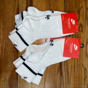 Nike SNKR ankle socks
